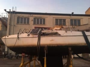 Segelboot defekt 